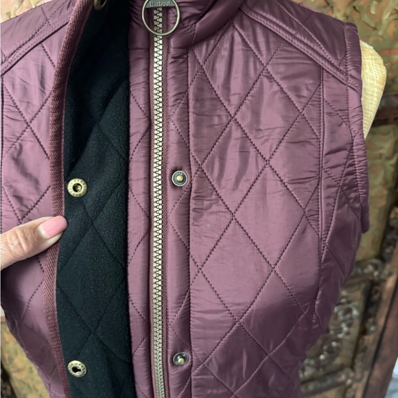 Barbour Quilted Burgundy Vest 6 - Picture 6 of 14